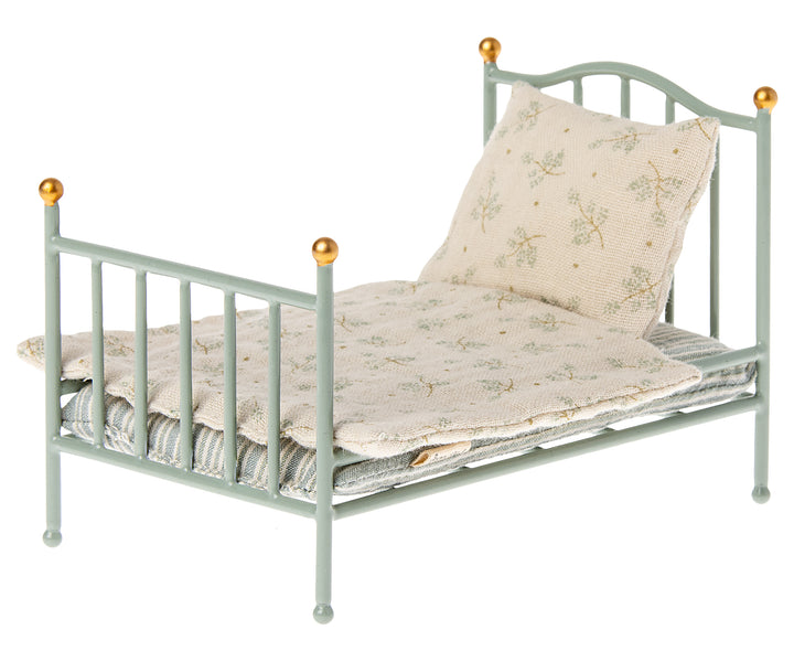 Vintage bed, Mouse - Mint