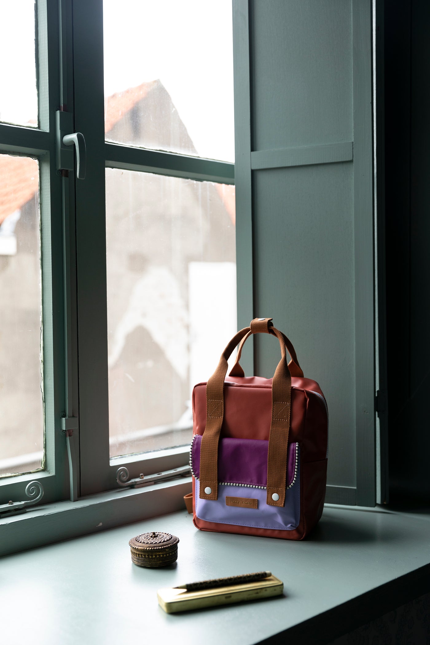 Sticky Lemon backpack small | a journey of tales | envelope deluxe | post red